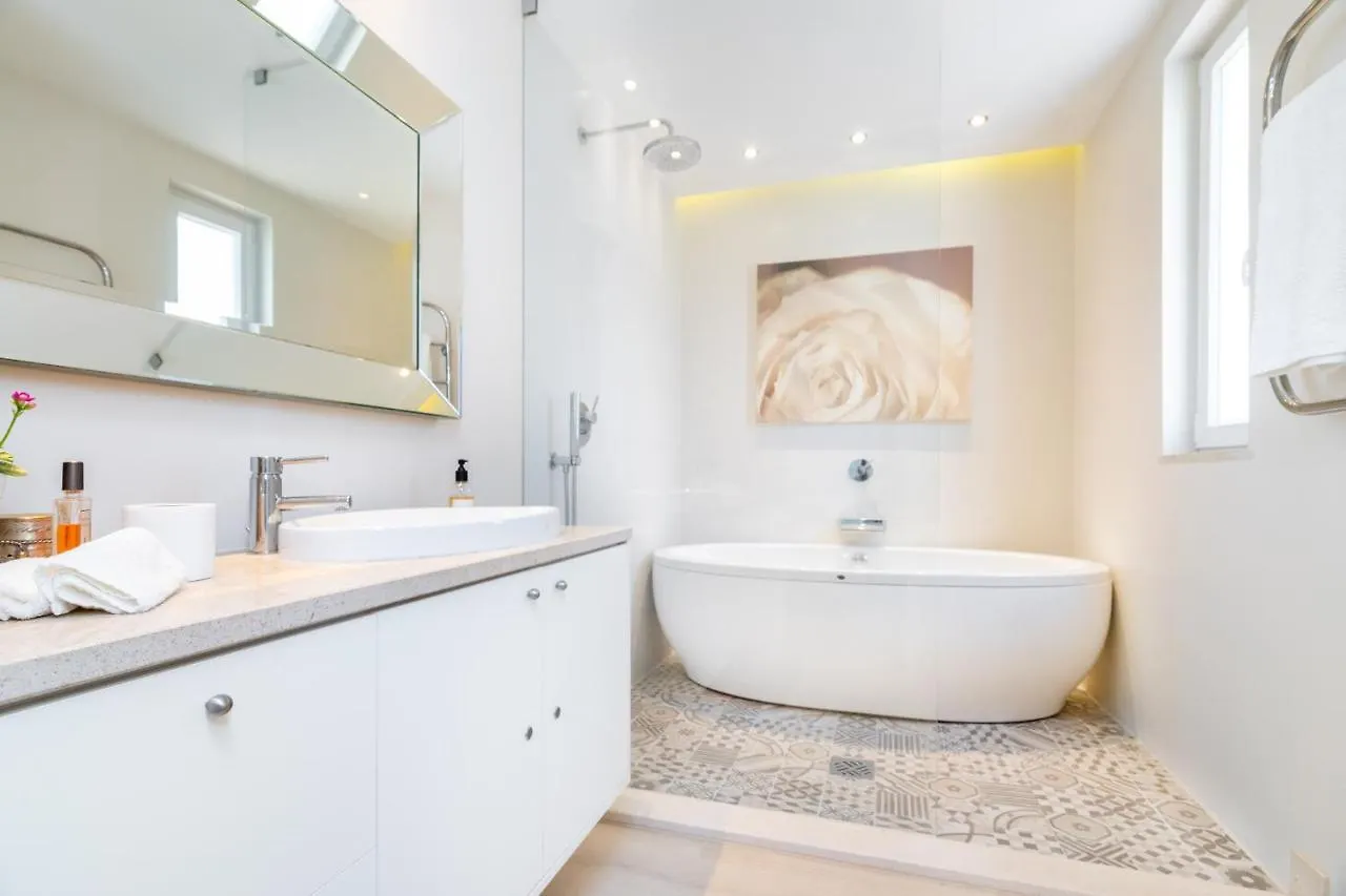 Whome | Prime Hideaway Luxury Villa Quarteira Portugal