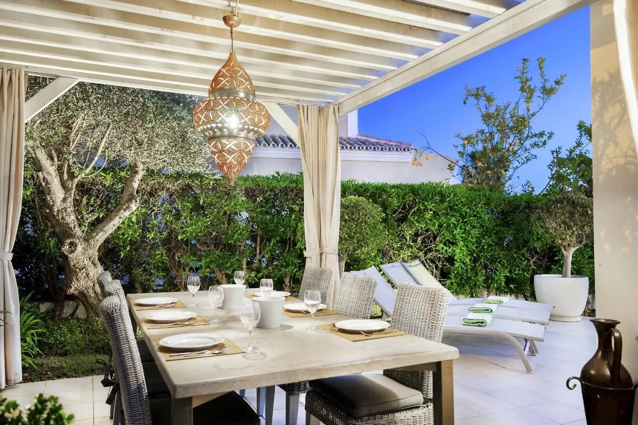 Whome | Prime Hideaway Luxury Villa Quarteira